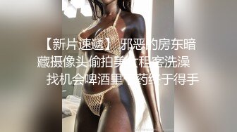 SMOKESHOW纹身师给人惊人的头 (ph624336b3c1d01)