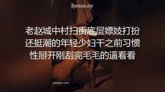 《云盘高质 露脸泄密》国语对话，东北淫荡饥渴人妻美少妇真实约啪被个很会打炮的肥猪仔肏，频率低但有力下下到底尖叫