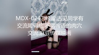    电臀舞女来袭来姨妈也要秀，马甲线细腰顶级肥臀，脱下珍珠内裤肛塞假屌爆插，趴在地上抖臀