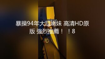 年轻热恋小情侣做爱直播，甜美可人后入无套操逼表情很到位，一顿猛操体外射精