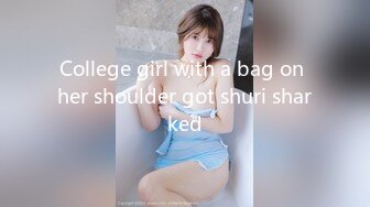 理工眼镜男暑假约炮曾经的❤️美乳高中女同学人肉打桩机抽插口爆颜射妹子嘴里对白清晰