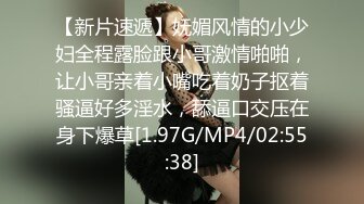 《震撼✅网红私拍㊙️泄密》群狼求档Onlyfans百万粉丝可盐可甜撸铁健身教练Yum露脸私拍第三弹啪啪紫薇非常反差 (4)